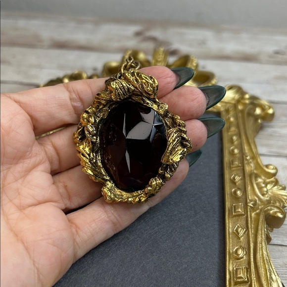 Mr We Vintage Gold and Topaz Pendant Necklace - Picture 5 of 8